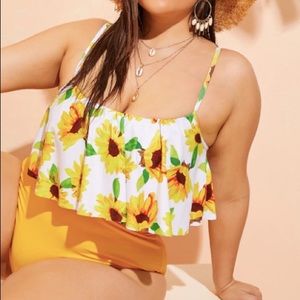 NEVER WORN PLUS SIZE BATHING SUIT